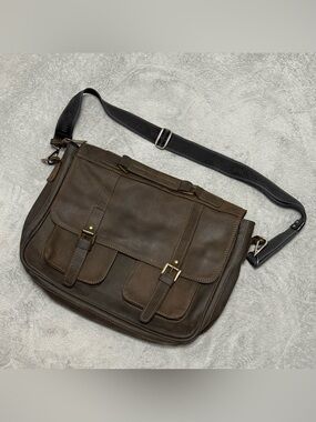 Bruno Magli Genuine Leather Messenger Bag Brown Laptop Briefcase Crossbody Boho
